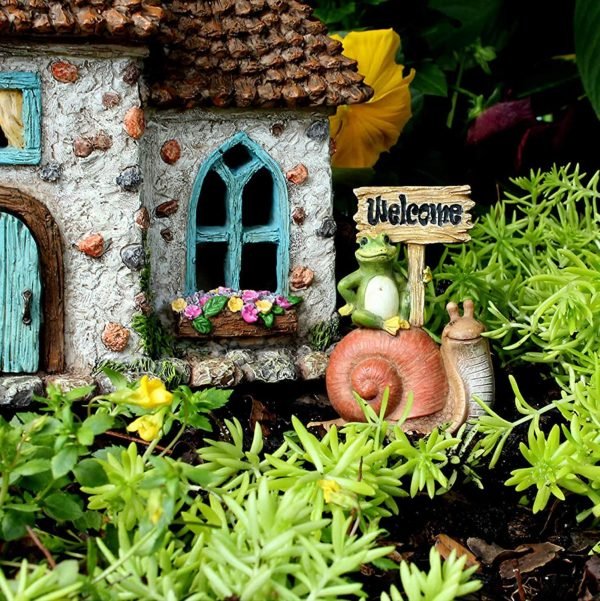 Fairy Pine Cone House Set - Image 4